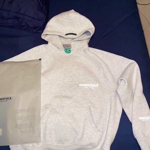 Fear of god essential hoodie men xs great condition new wit tags